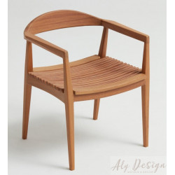 Cadeira Hália com Braço em Madeira Cumaru - Design Daniela Ferro 