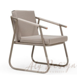 Cadeira Jumbo - Design Tiago Curioni 